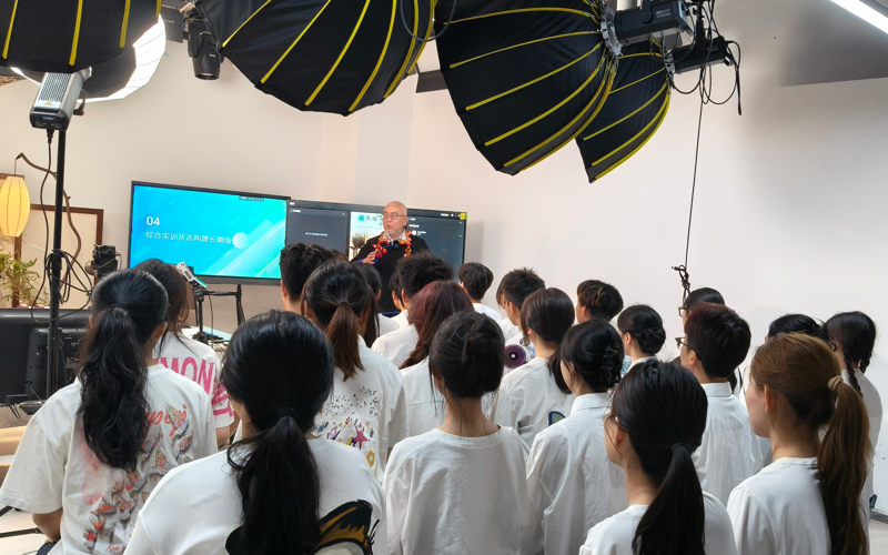 2026 年广播电视学院教学能力比赛录制工作圆满落幕 融媒体中心实战录课锤炼专业硬功
