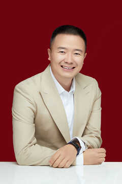 李啸 专业领域：网络及通信、电视数字制作技术