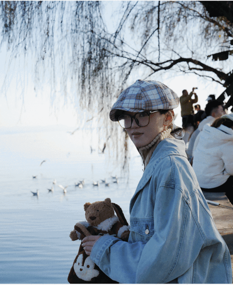 刘瑞祺 专业领域：标识设计、网页设计