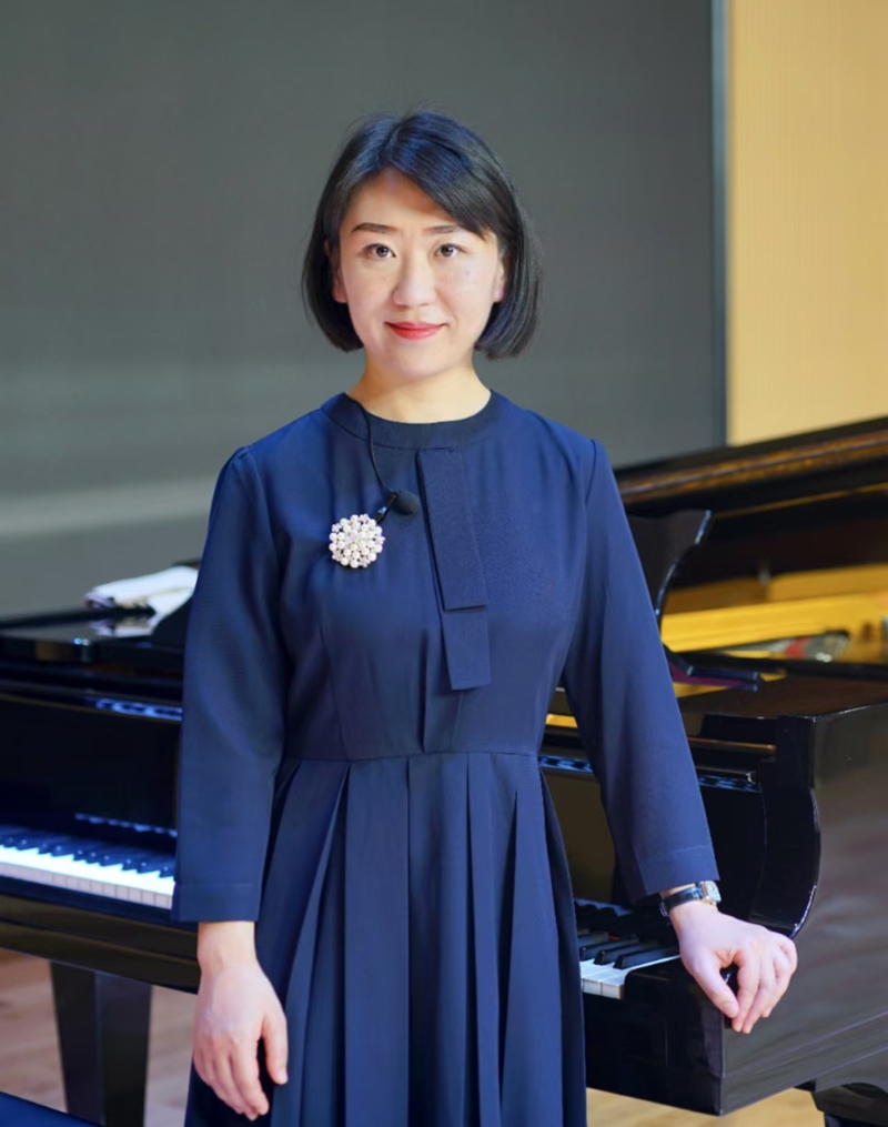 王莉莎（键盘系主任）