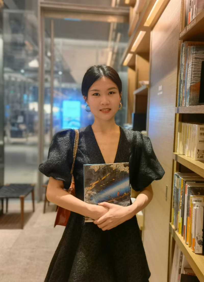 朱颖（教学秘书）